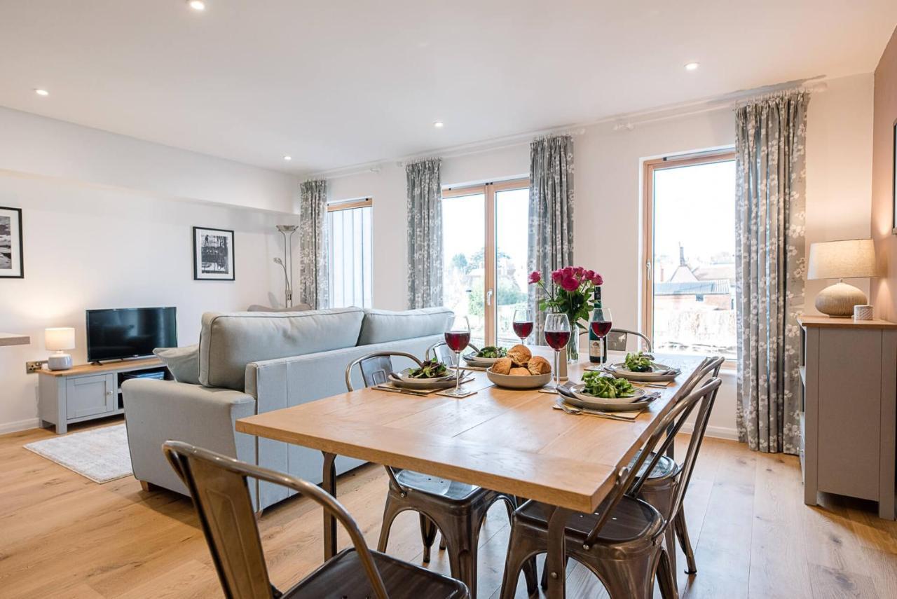 2 Deben Wharf, Woodbridge Apartment ภายนอก รูปภาพ