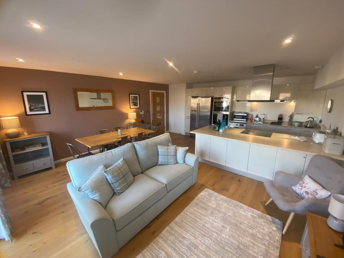2 Deben Wharf, Woodbridge Apartment ภายนอก รูปภาพ