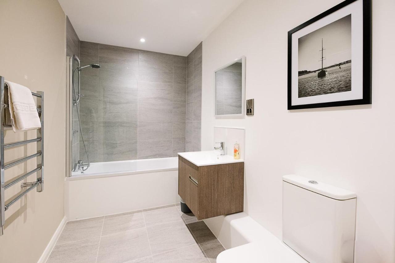 2 Deben Wharf, Woodbridge Apartment ภายนอก รูปภาพ